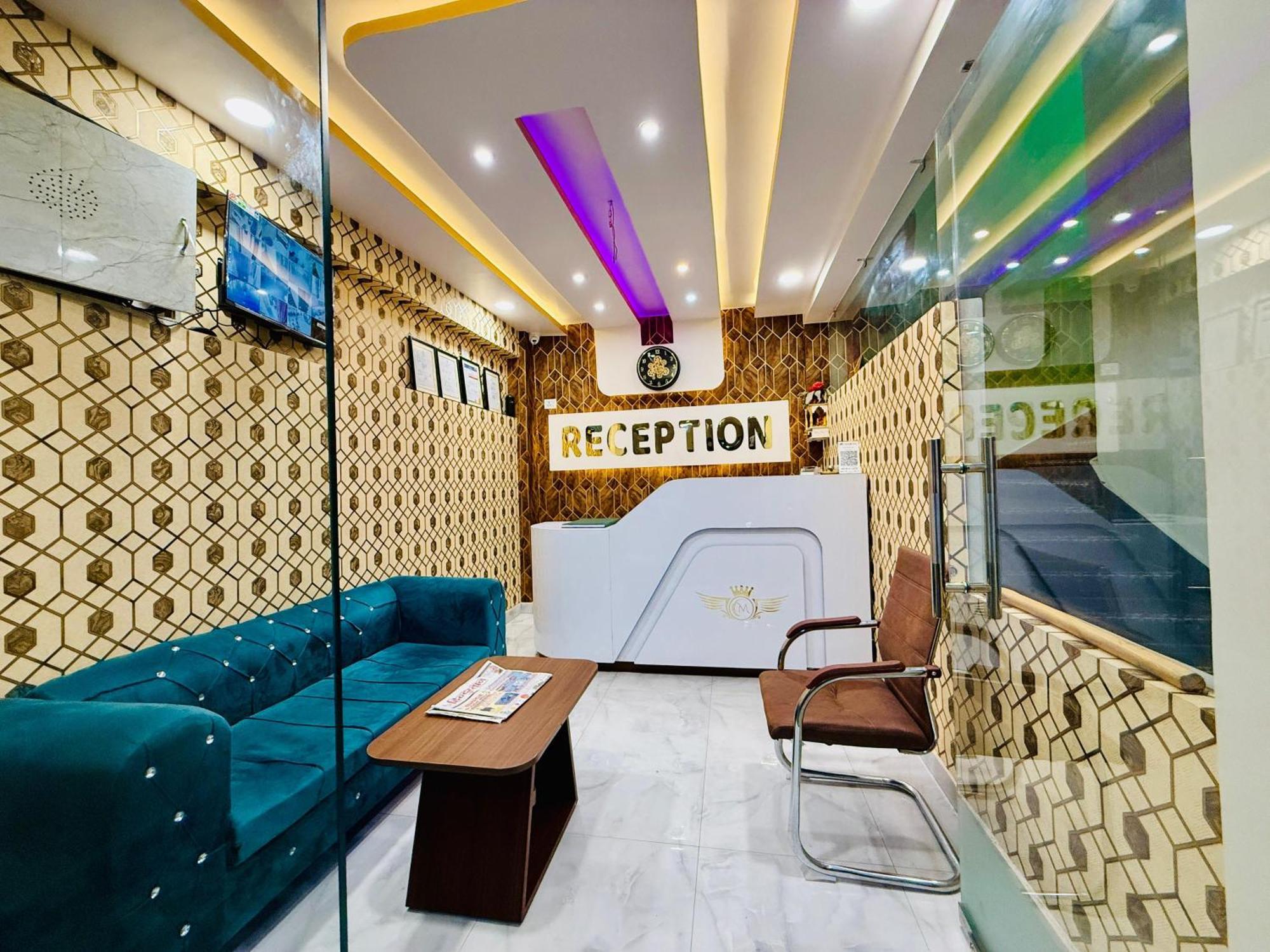 Hotel Golden Crystal Patna  Buitenkant foto